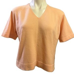 Linear cashmere light pink v-neck short sleeve sweater